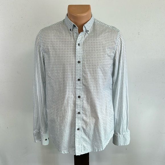 WRK Other - WRK long sleeve button down collar shirt. S